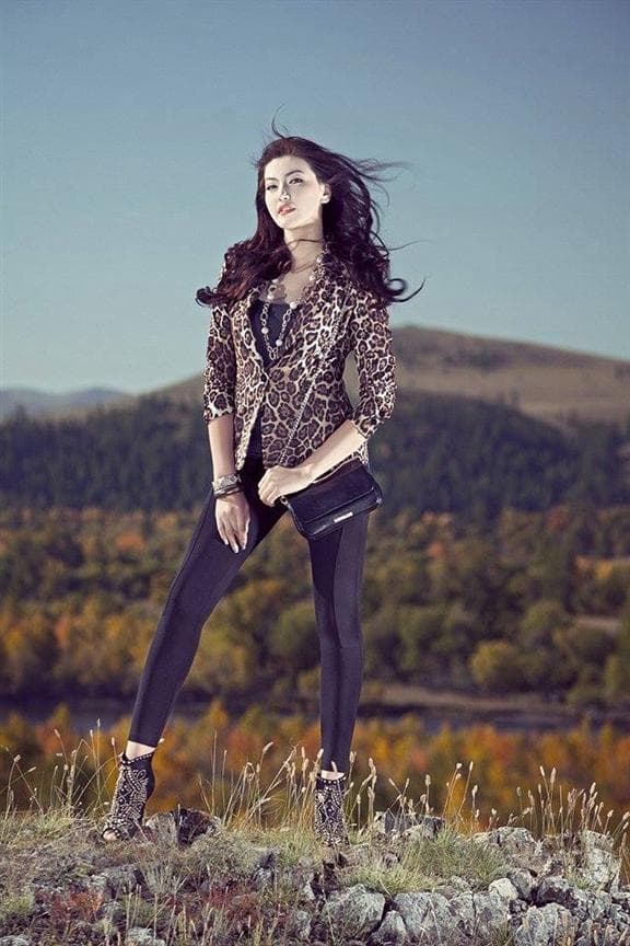 Tugsuu Idersaikhan Miss Earth Mongolia 2014