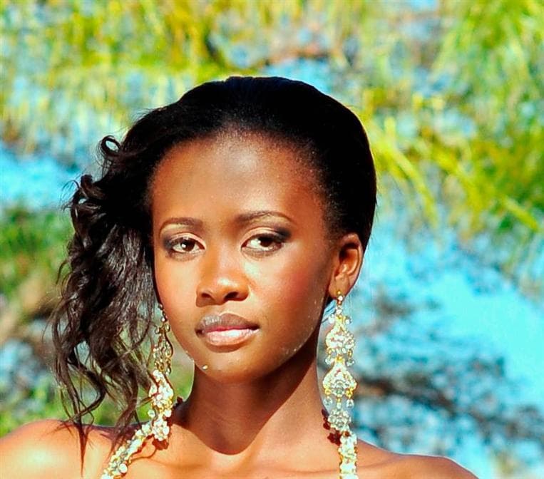 Nicole Gaelebale (Botswana) Miss Earth 2014 Contestant