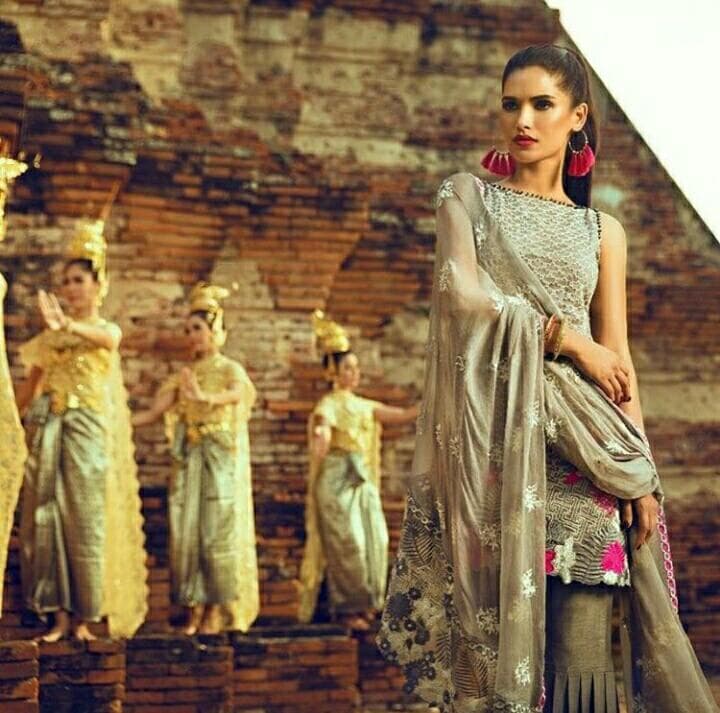 Vartika Singh (Miss Grand International 2015 - 2nd Runner Up) latest ethnic photoshoot (Photo Credits: Miss Grand International Facebook Official)