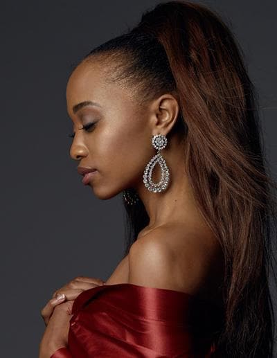 Ntandoyenkosi Kunene Contestant from South Africa Glam Shot for Miss Universe 2016 (Photo Credits: Miss Universe Facebook Official)