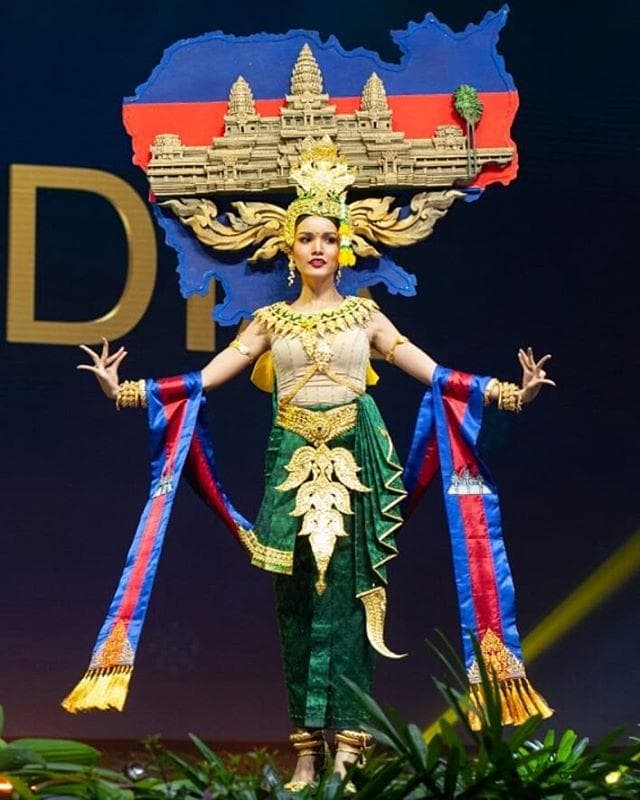 Rern Si Nat Miss Universe Cambodia 2018, Miss Universe 2018 Contestant at National Costume Competition (Photo Courtesy: Miss Universe/Candidate FaceBook/ Instagram)