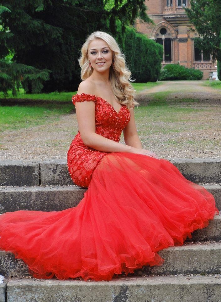 Stephanie Hill Miss Hope Valley 2017 - Finalist Miss England 2017 (Courtesy: FaceBook/missengland)