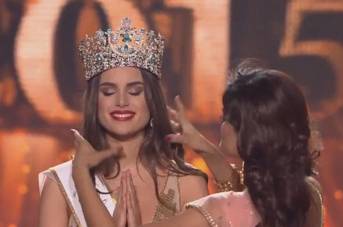 Stephania Vasquez Stegman Miss Supranational 2015 Winner from Paraguay in evening gown