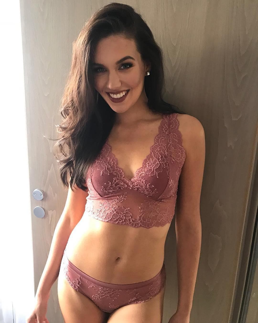 Michaela Söderholm Miss Universe Finland 2017 (Photo Credit: Miss Universe/FaceBook Official)