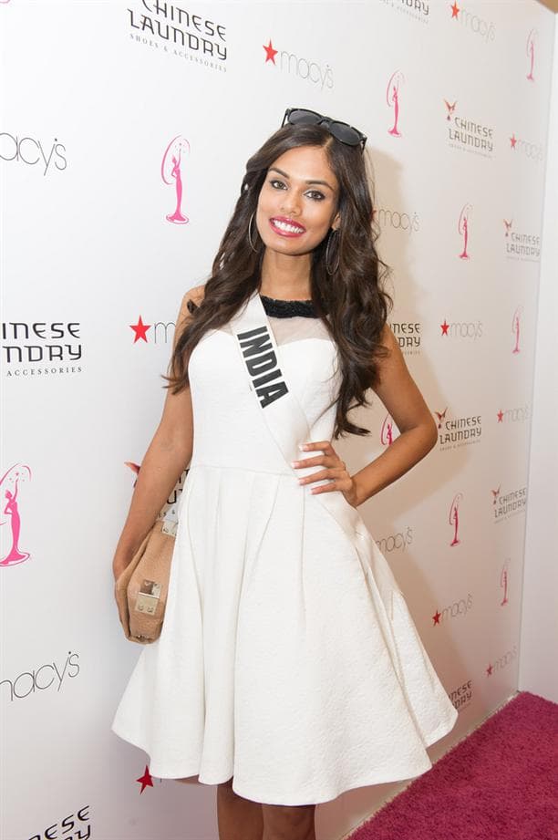 Noyonita Lodh Miss Universe India 2014 at Chinese Laundry Shoes Meet