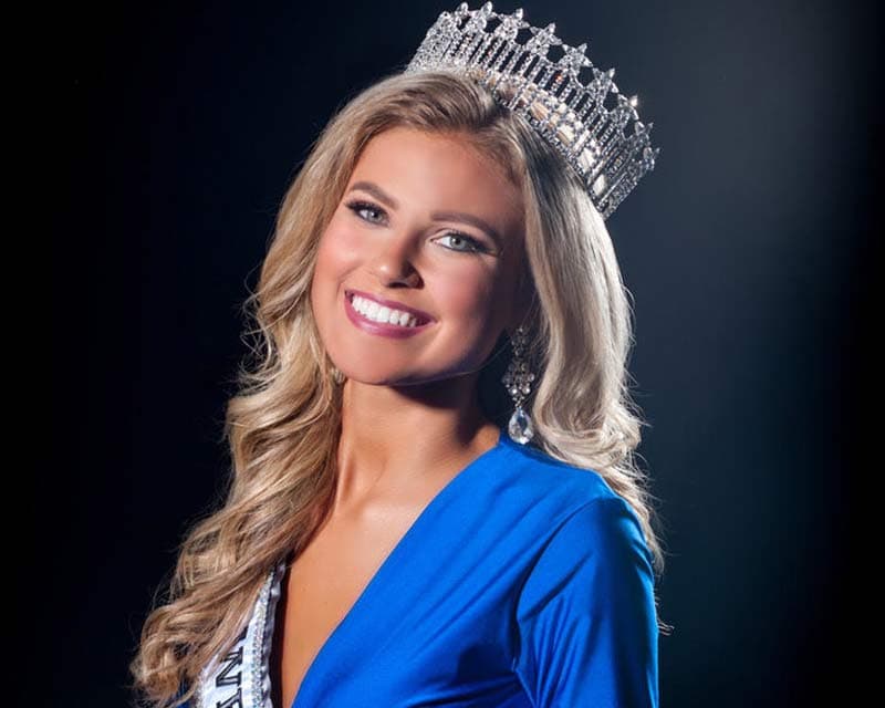 Casey Lassiter crowned Miss West Virginia USA 2018 for Miss USA 2018