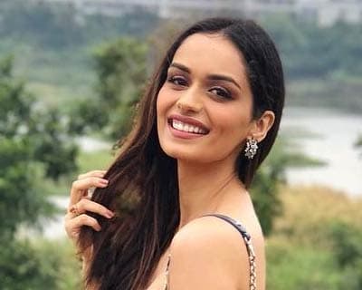 Manushi Chhillar writes an emotional letter to her mother reaching the end of her reign