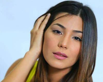 Miss International Paraguay 2014 is Jessica Servin